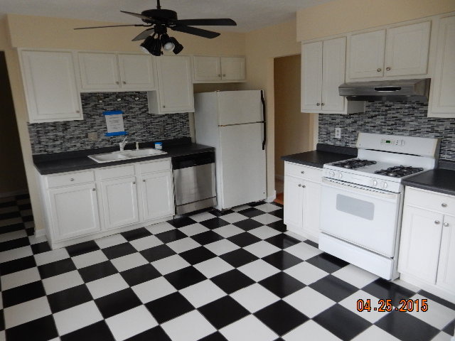 53 Longbeach Rd, Montgomery, IL 60538 photo 6