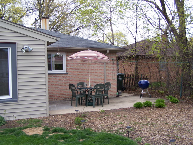 641 Walnut Ct, Des Plaines, IL 60016 photo 16