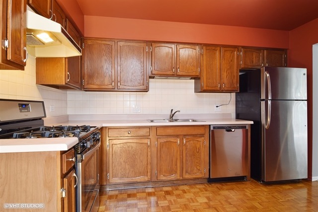 120 New Castle Ct, Rolling Meadows, IL 60008 photo 6