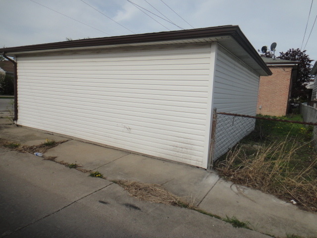 7549 S Lorel Ave, Burbank, IL 60459 photo 5