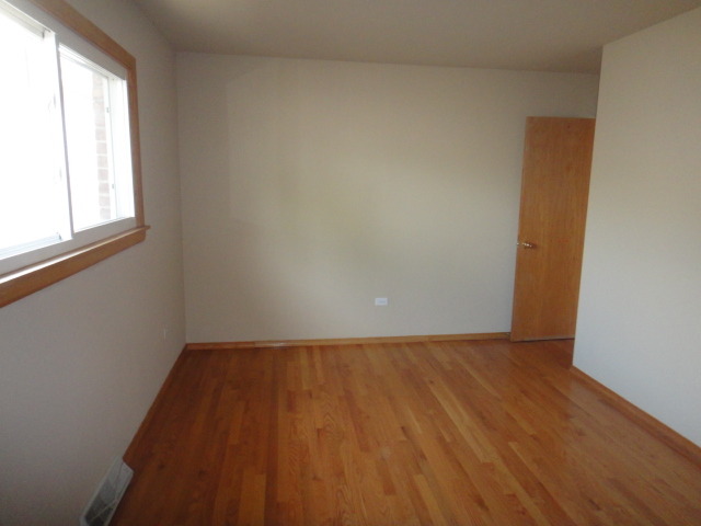 7549 S Lorel Ave, Burbank, IL 60459 photo 11