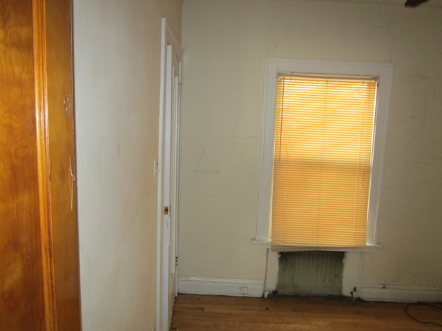 6550 S Artesian Ave, Chicago, IL 60629 photo 11