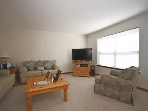 4608 Peacock Ln, Plainfield, IL 60586 photo 11
