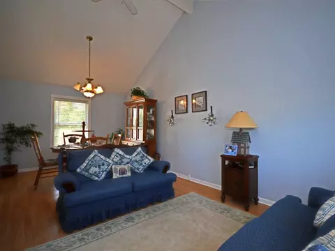 4608 Peacock Ln, Plainfield, IL 60586 photo 5