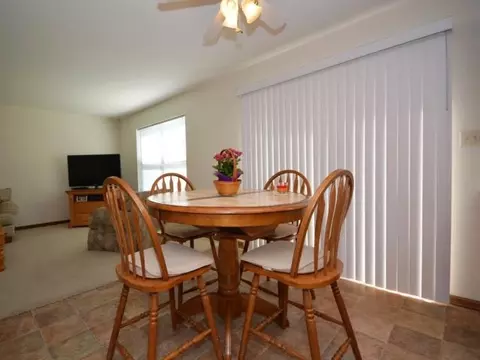 4608 Peacock Ln, Plainfield, IL 60586 photo 9