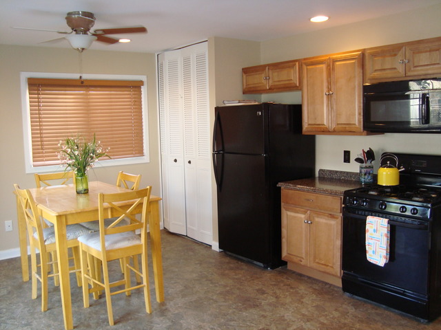 155 Heathgate Rd, Montgomery, IL 60538 photo 4