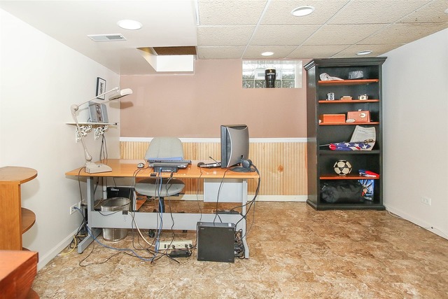 325 E Ardmore Ave, Roselle, IL 60172 photo 21
