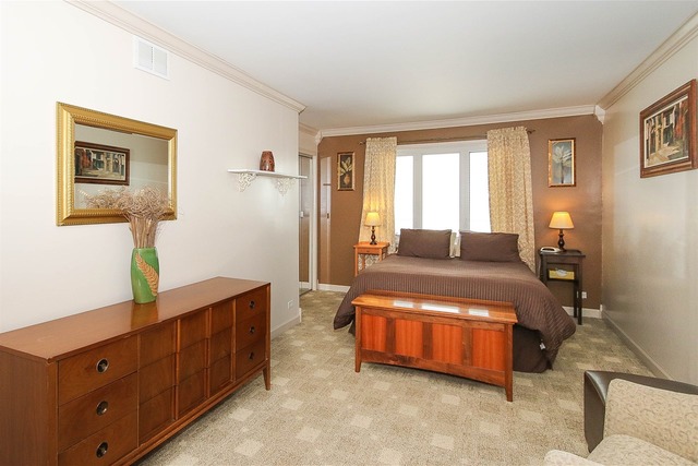 325 E Ardmore Ave, Roselle, IL 60172 photo 13