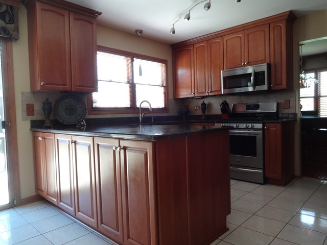 426 Deanna Dr, Bartlett, IL 60103 photo 7