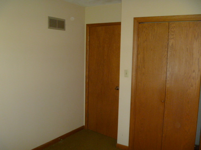 9619 Jean Dr, Hebron, IL 60034 photo 11