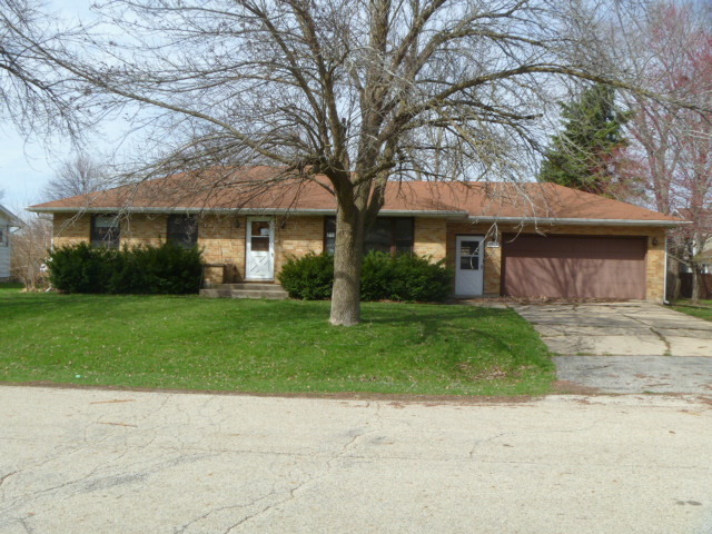 9619 Jean Dr, Hebron, IL 60034 photo 1