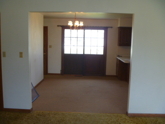 9619 Jean Dr, Hebron, IL 60034 photo 4