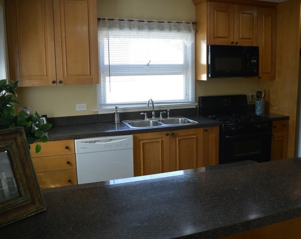 32 N 6th Ave, Des Plaines, IL 60016 photo 5