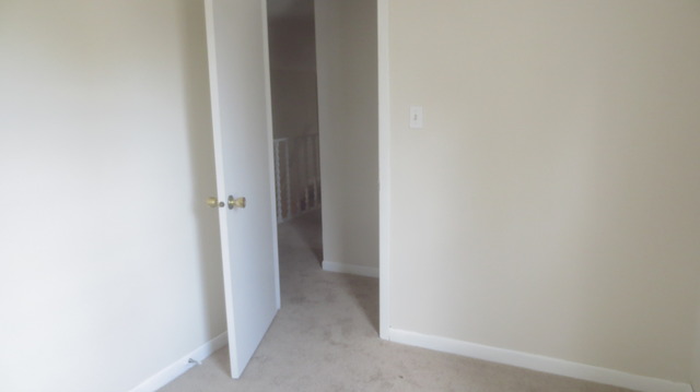 616 Keep Ave, Elgin, IL 60120 photo 12