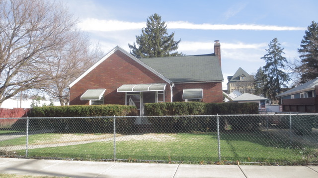 616 Keep Ave, Elgin, IL 60120 photo 1