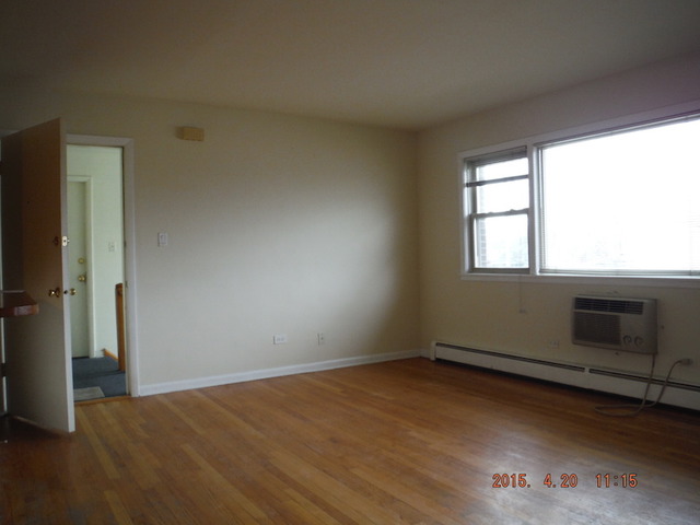 4433 Prescott Ave #2b, Lyons, IL 60534 photo 3