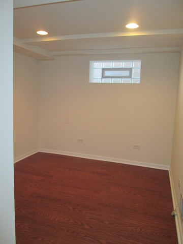 9846 S Dobson Ave, Chicago, IL 60628 photo 13