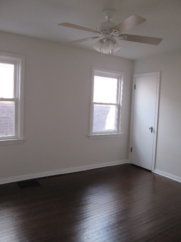 9846 S Dobson Ave, Chicago, IL 60628 photo 8