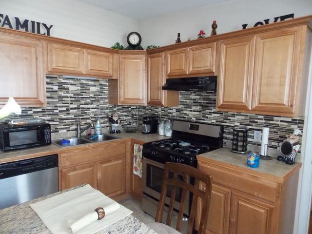 155 N Mclean Blvd, Elgin, IL 60123 photo 2