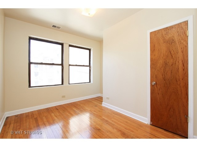 1942 E 74th St #2B, Chicago, IL 60649 photo 9