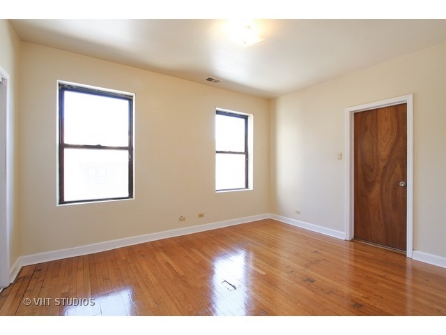 1942 E 74th St #2B, Chicago, IL 60649 photo 6