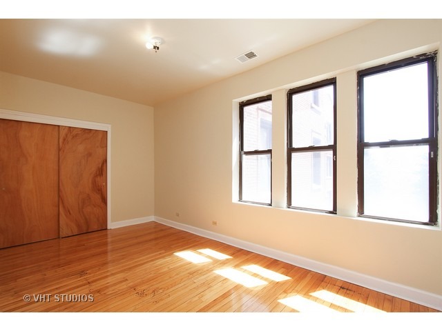 1942 E 74th St #2B, Chicago, IL 60649 photo 7