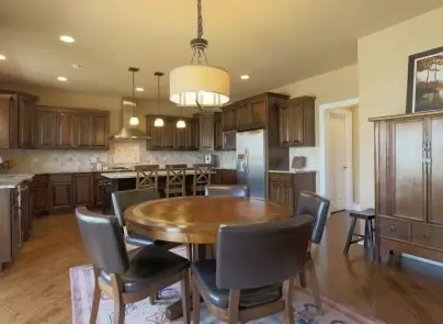 5331 Cedar Dr, Naperville, IL 60564 photo 8