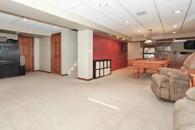 1543 Old Barn Rd, Bartlett, IL 60103 photo 18