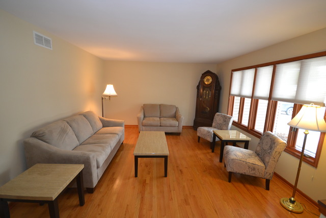 23905 S Charles Dr, Plainfield, IL 60544 photo 4