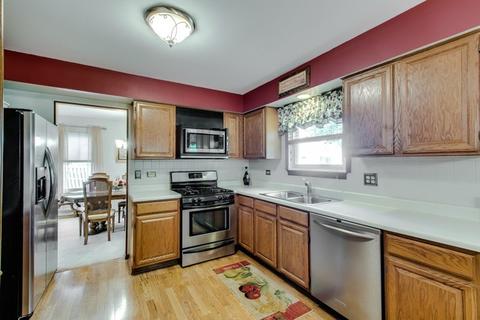 1210 Old Mill Ln, Algonquin, IL 60102 photo 3