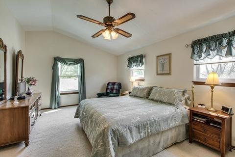 1210 Old Mill Ln, Algonquin, IL 60102 photo 9