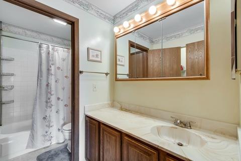 1210 Old Mill Ln, Algonquin, IL 60102 photo 16