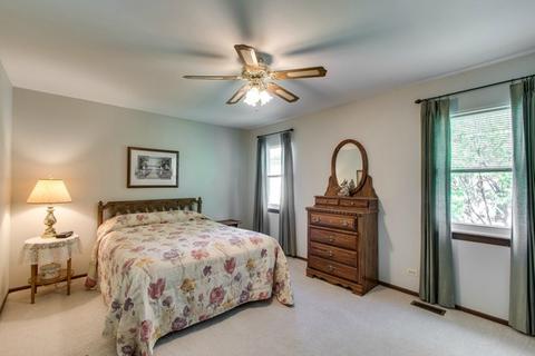1210 Old Mill Ln, Algonquin, IL 60102 photo 14