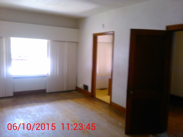 135 E 117th Pl, Chicago, IL 60628 photo 3