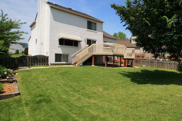 437 Snow Drift Cir, Bartlett, IL 60103 photo 18