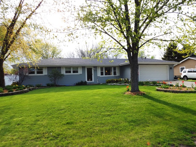23758 Willow Ln, Minooka, IL 60447 photo 1