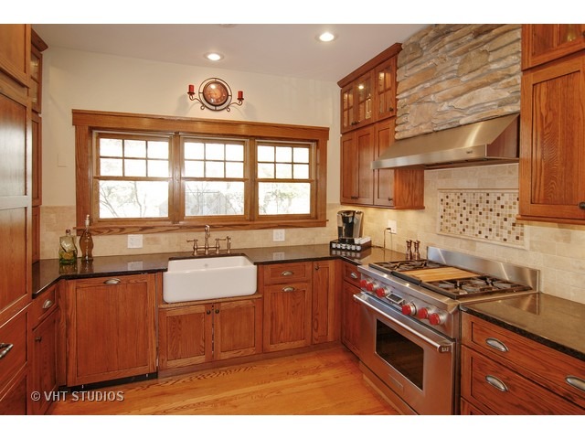 385 Herrick Rd, Riverside, IL 60546 photo 4