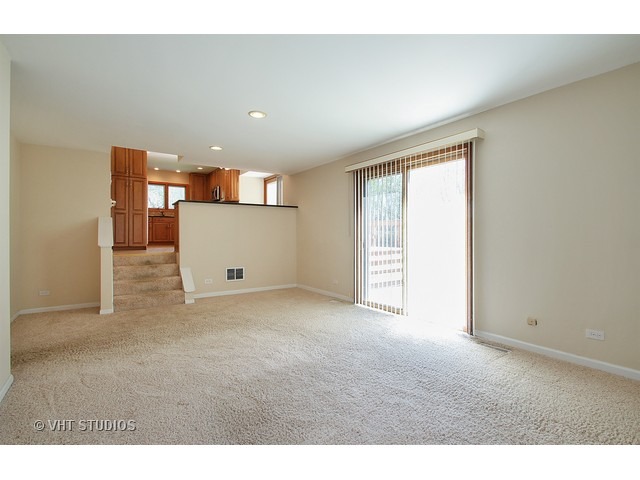 3523 Maple Leaf Dr, Glenview, IL 60026 photo 6