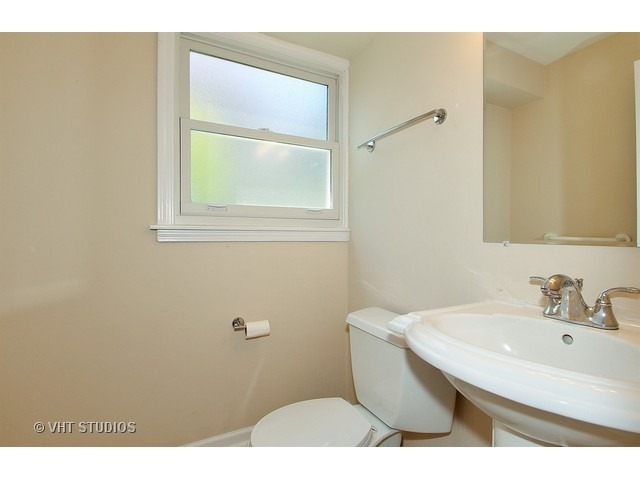 3523 Maple Leaf Dr, Glenview, IL 60026 photo 7