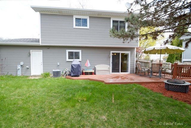 1395 Nantucket Ct, Hoffman Estates, IL 60192 photo 14