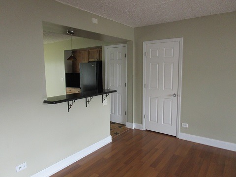 1346 S Lorraine Rd #d, Wheaton, IL 60189 photo 3