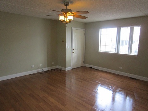 1346 S Lorraine Rd #d, Wheaton, IL 60189 photo 2