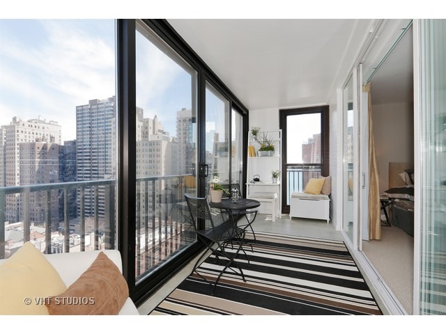 1 E Schiller St #19a, Chicago, IL 60610 photo 13