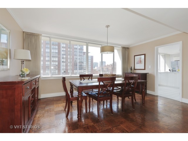 1 E Schiller St #19a, Chicago, IL 60610 photo 7