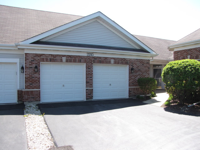 21313 W Juniper Ln, Plainfield, IL 60544 photo 1