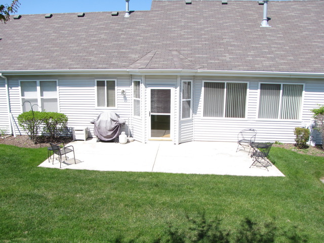 21313 W Juniper Ln, Plainfield, IL 60544 photo 2