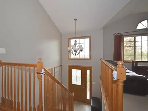 2115 Primrose Dr, Plainfield, IL 60586 photo 2
