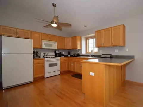 2115 Primrose Dr, Plainfield, IL 60586 photo 5