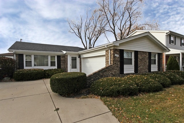 1490 Webster Ln, Des Plaines, IL 60018 photo 1