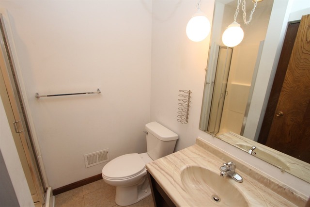 1490 Webster Ln, Des Plaines, IL 60018 photo 12